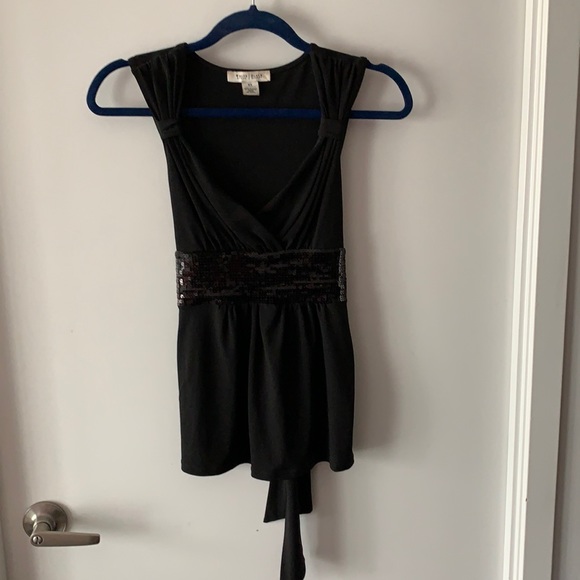 Dressy black top - Picture 1 of 3